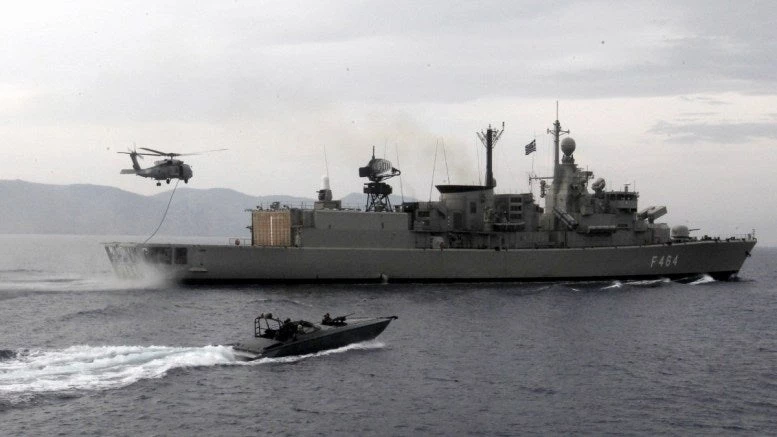 Εξαφανίστηκαν τα χρήματα για την κατασκευή δύο πυραυλάκατων του Πολεμικού Ναυτικού